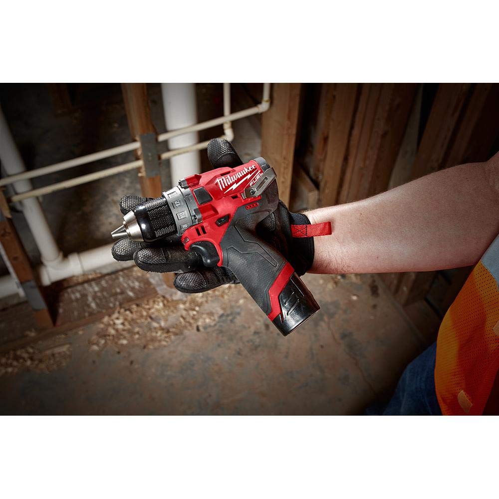 Milwaukee 2504-21 M12 FUEL CP Brushless Lithium-Ion 1/2 in. Cordless Hammer Drill Driver Kit (2 Ah)