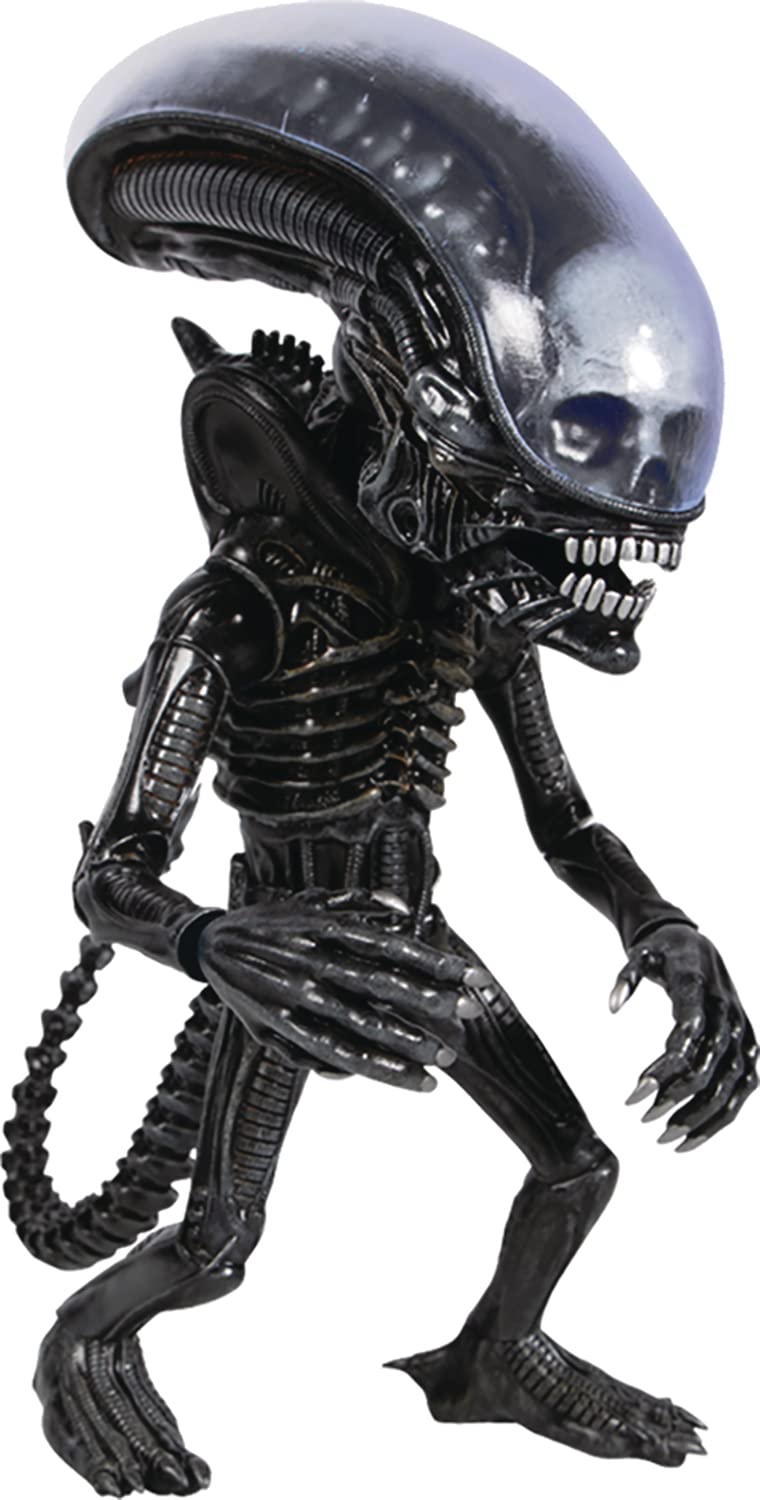 Mezco Toyz Alien: Hostile Xenomorph Figure