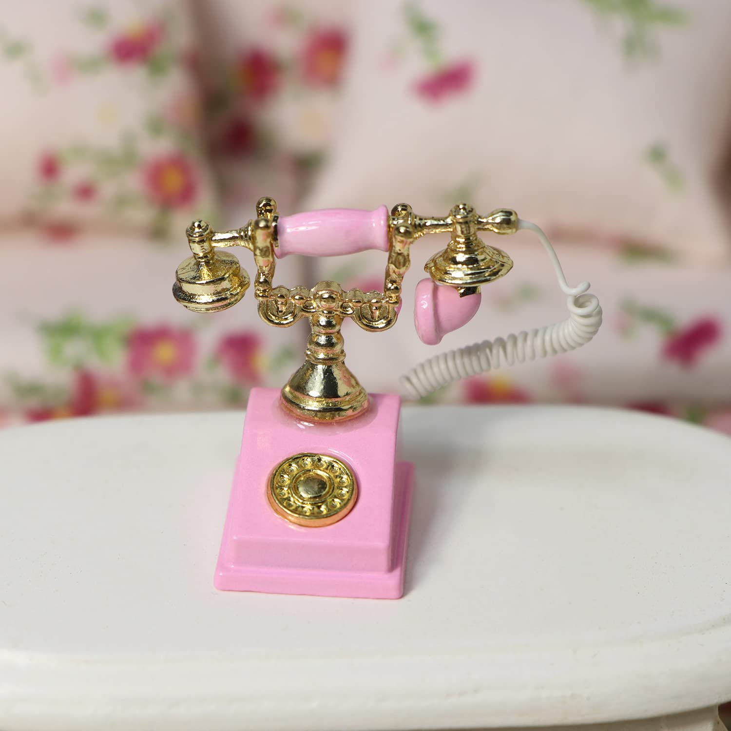 Dollhouse Circle Table and Telephone Miniature Accessories