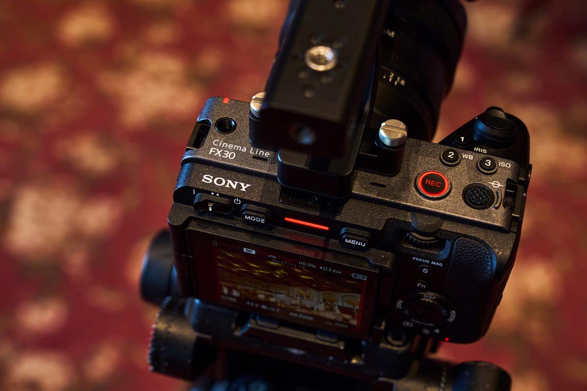 Sony Cinema Line FX30 Super 35 Camera with XLR Handle Unit