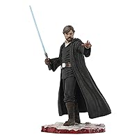 Star Wars Milestones: The Last Jedi Luke Skywalker Statue