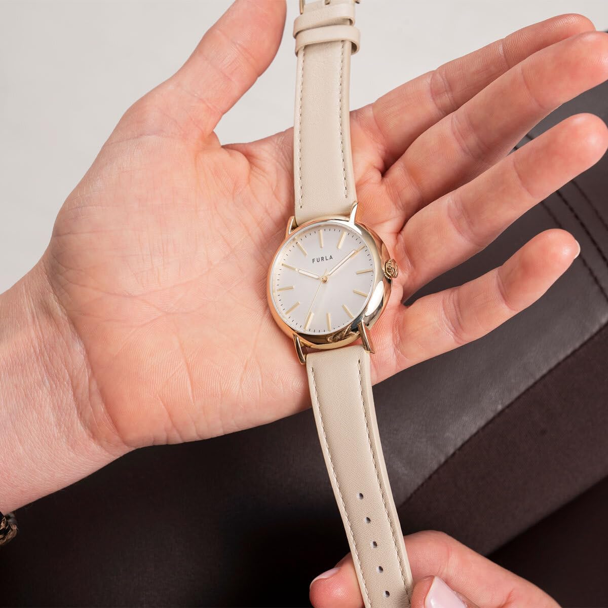 FURLA Ladies Beige Genuine Leather Leather Watch (Model: WW00023003L2)