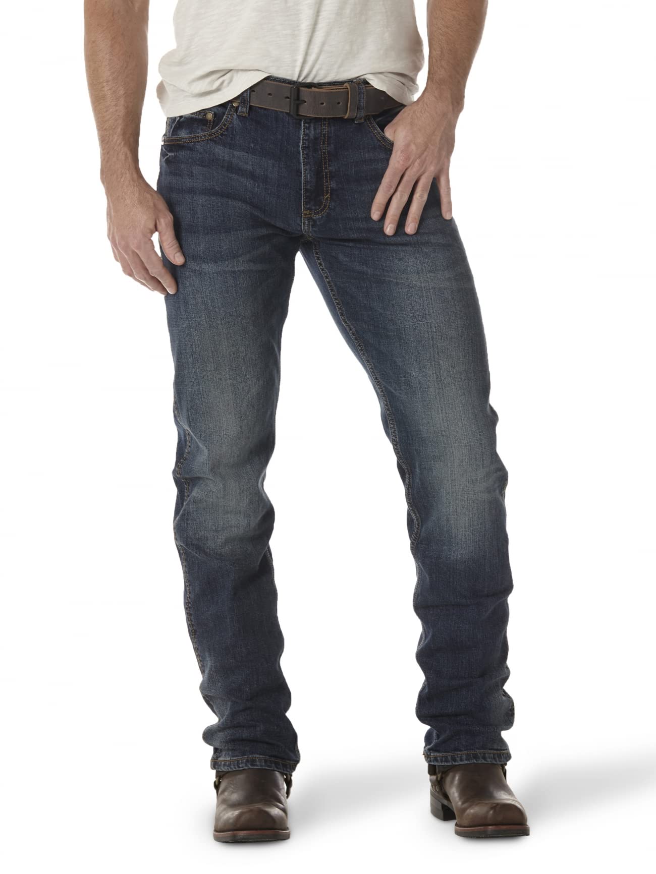 Wrangler Men's Retro Slim Fit Straight Leg Jean