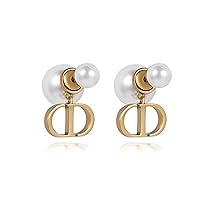18K Gold CD Earrings for Women and Girls Fashionable and Luxurious Women's Jewelry Gift Elegant Accessories for Any Occasion