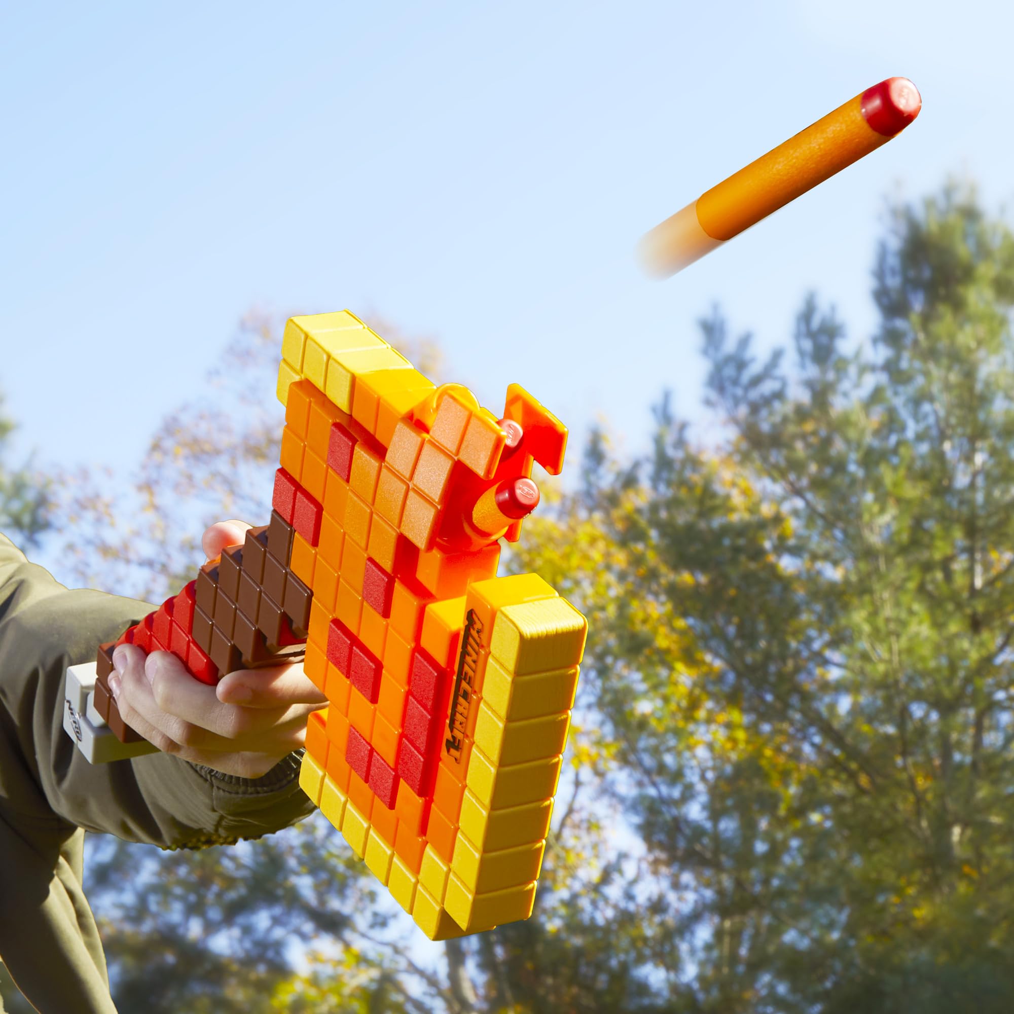 Nerf Minecraft Firebrand, Dart Blasting Axe, 6 Nerf Elite Foam Darts, Design Inspired by Minecraft Axe in The Game, Pull Down Priming, Minecraft Toys