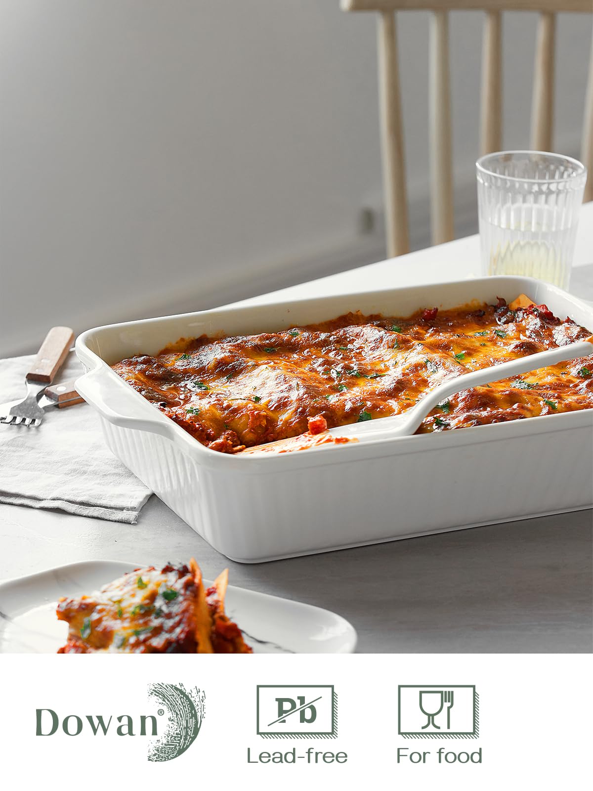 DOWAN Casserole Dish, 9x13 Ceramic Baking Dish, Large Lasagna Pan Deep, Casserole Dishes for Oven, 135 oz Deep Baking Pan with Handles, Oven Safe and Durable Bakeware for Lasagna, Roasts, Wedding Gifts, White