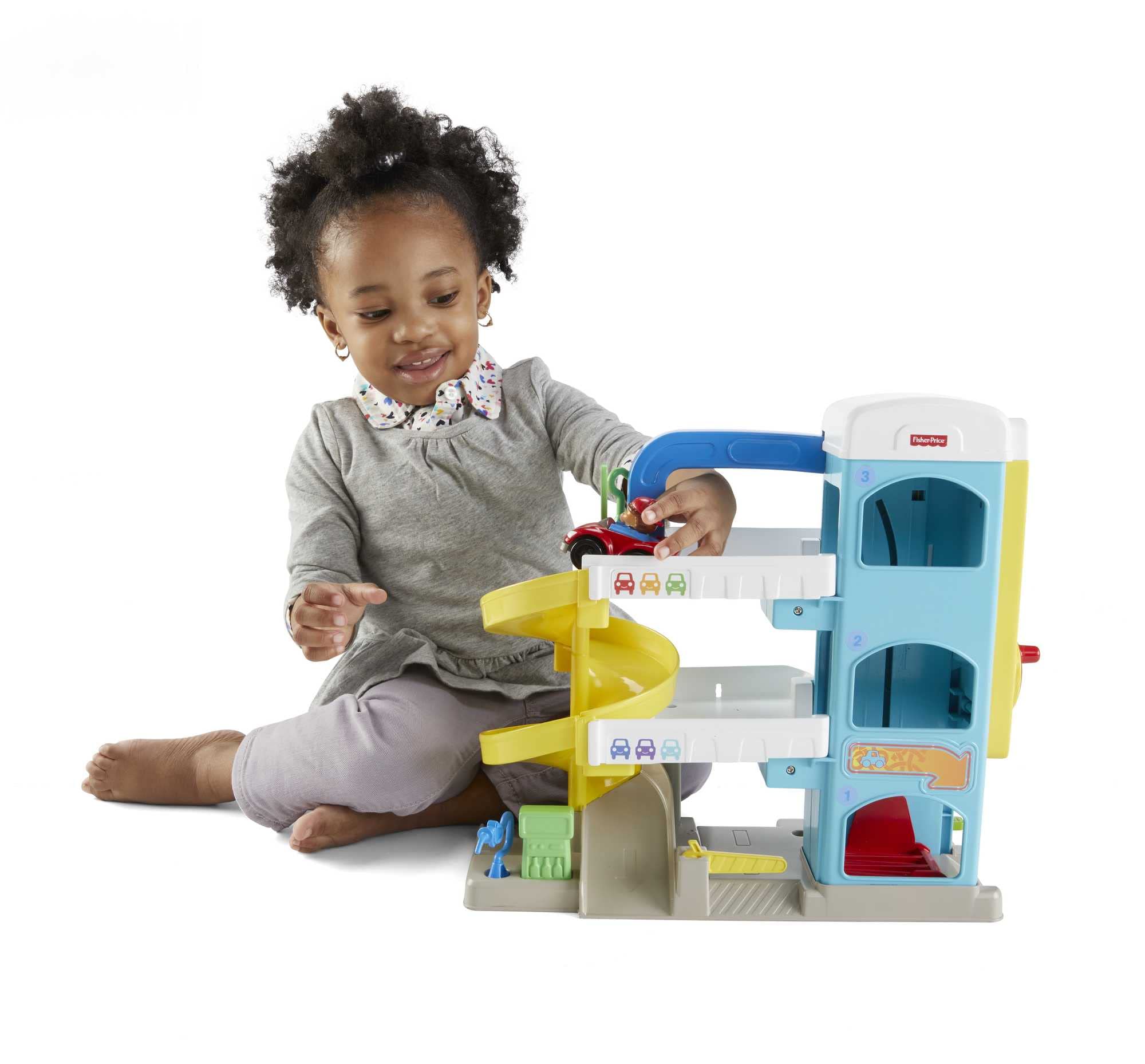 Fisher-Price Little People Toddler Toy Helpful Neighbor's Garage Playset with Spiral Ramp and 2 Wheelies Cars for Ages 18+ Months