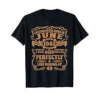 Legends Were Born In June 1982 40 Years Old Birthday Gifts T-Shirt