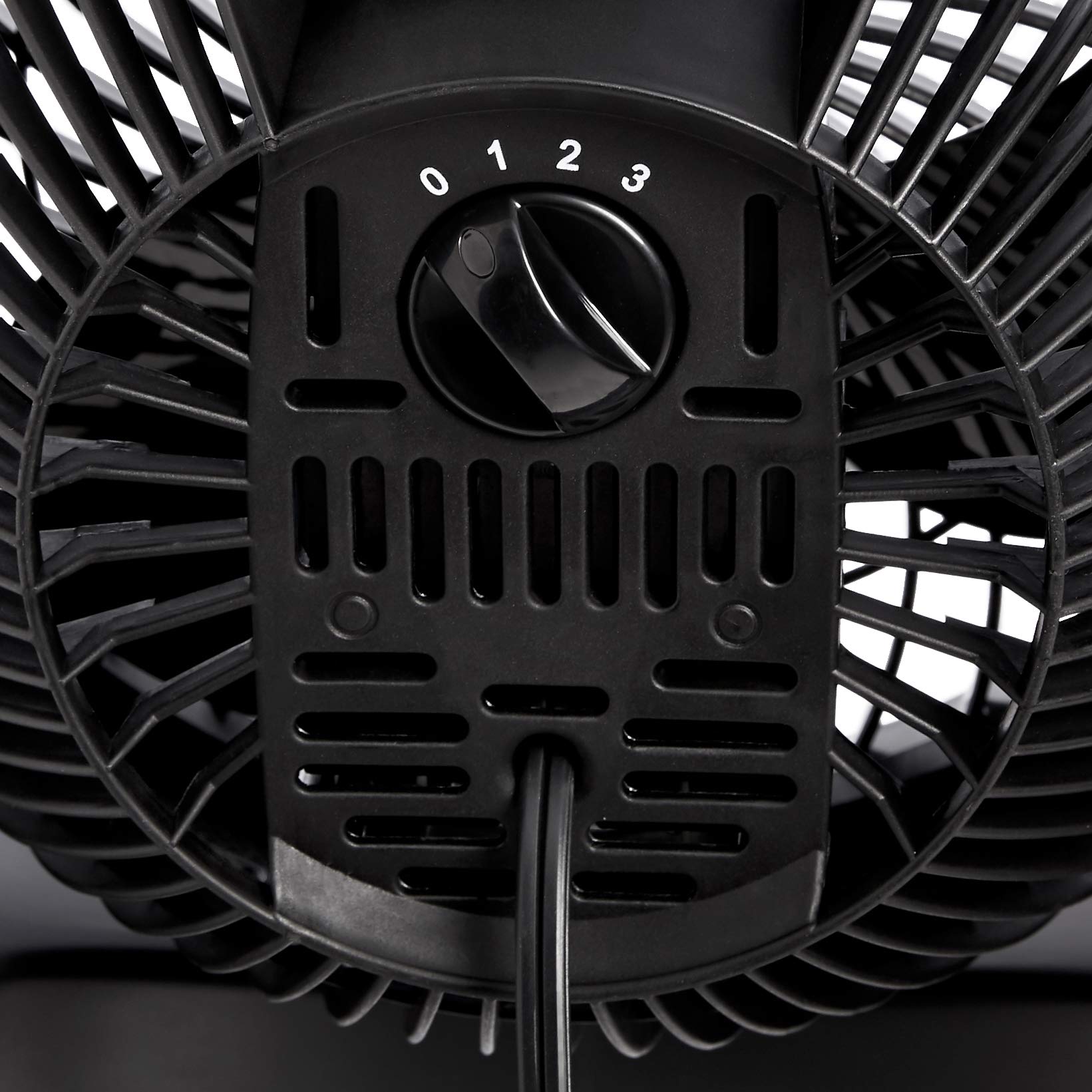 Amazon Basics 3 Speed Small Room Air Circulator Fan, 7-Inch Blade, Black, 6.3