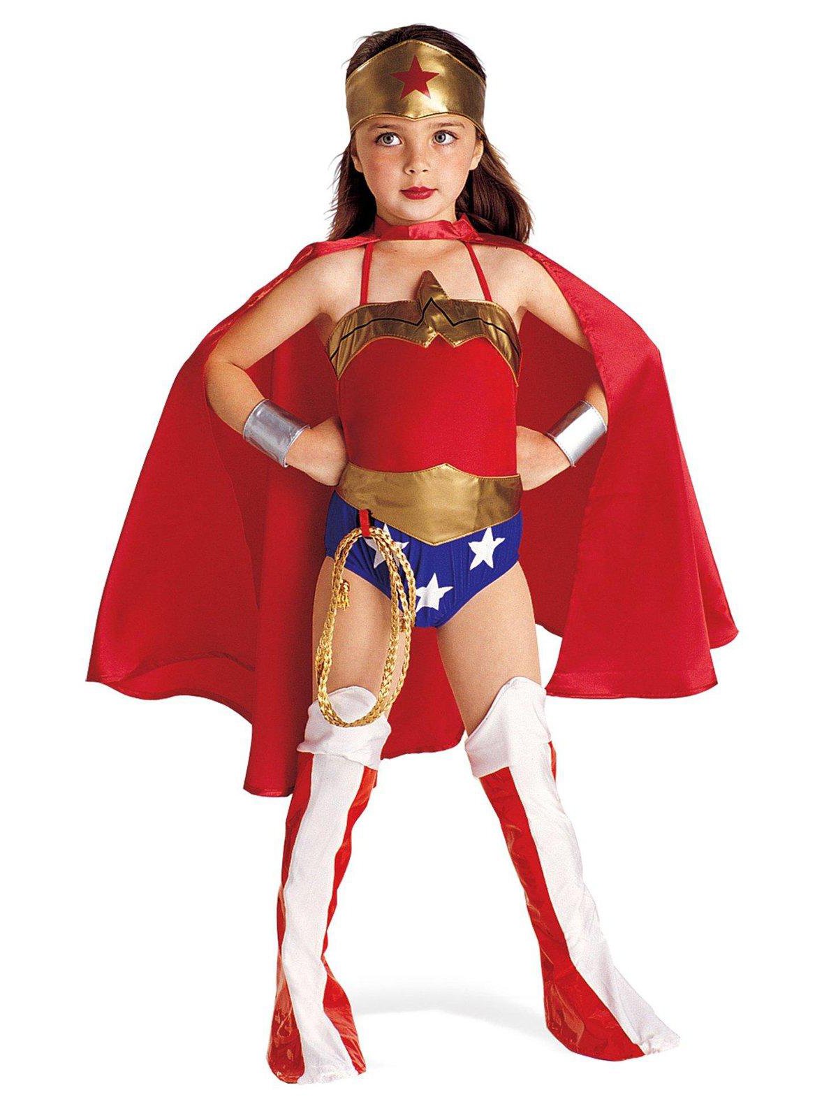 Rubies DC Super Heroes Collection Deluxe Wonder Woman Costume, Small (4-6)