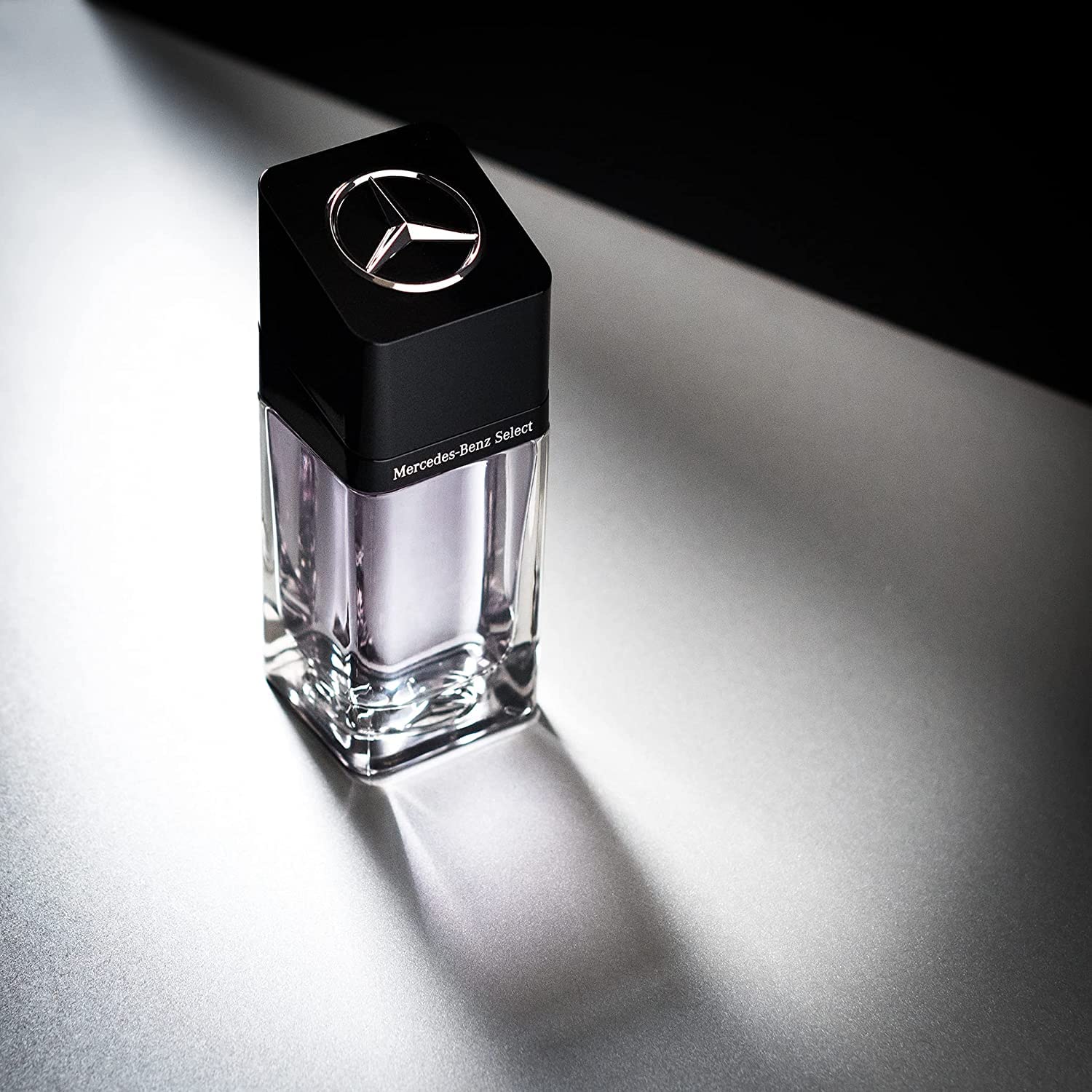 Mercedes Benz Select - Elegant Fragrance With Fresh, Sensual Floral Notes - Mesmerize The Senses With Original Luxury Men’s Eau De Toilette Spray - Endless Day Through Night Scent Payoff - 3.4 OZ