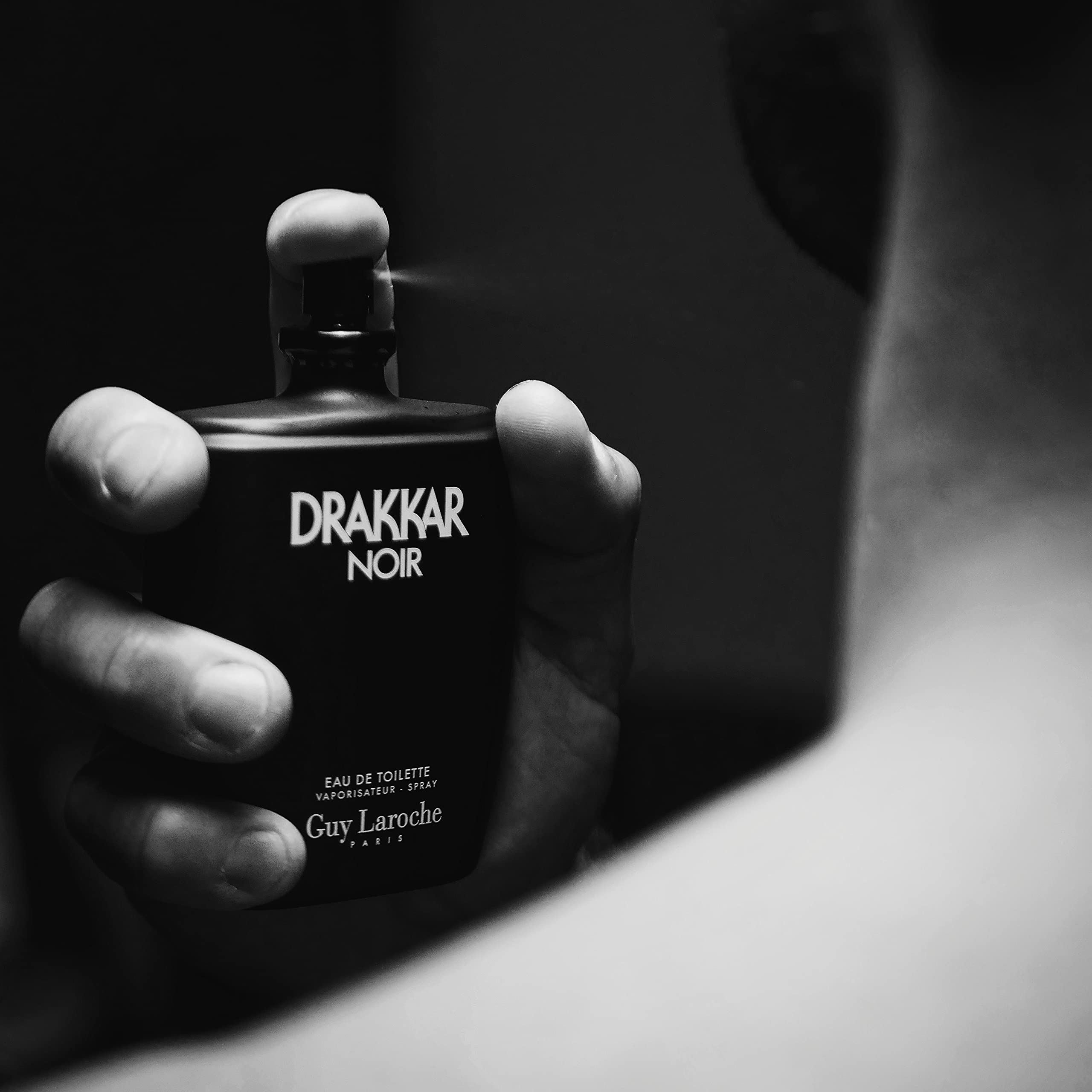 Drakkar Noir By Guy Laroche For Men. Eau De Toilette Spray 3.4 Fl Oz