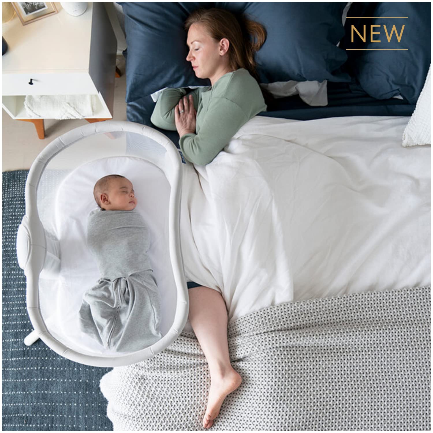 HALO 3.0 BassiNest Swivel Sleeper and Waterproof Mattress Pad (Bundle)