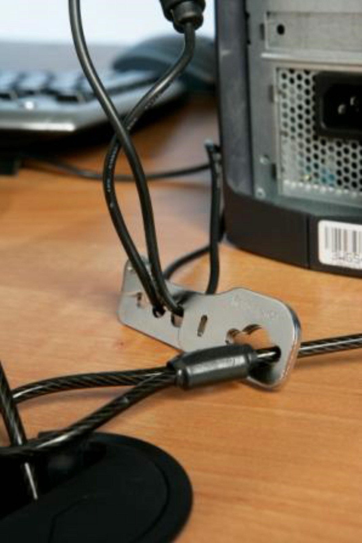 Kensington CableSaver Desk Mount Security Anchor, Multi-Device Cable Trap (K64519US), Silver