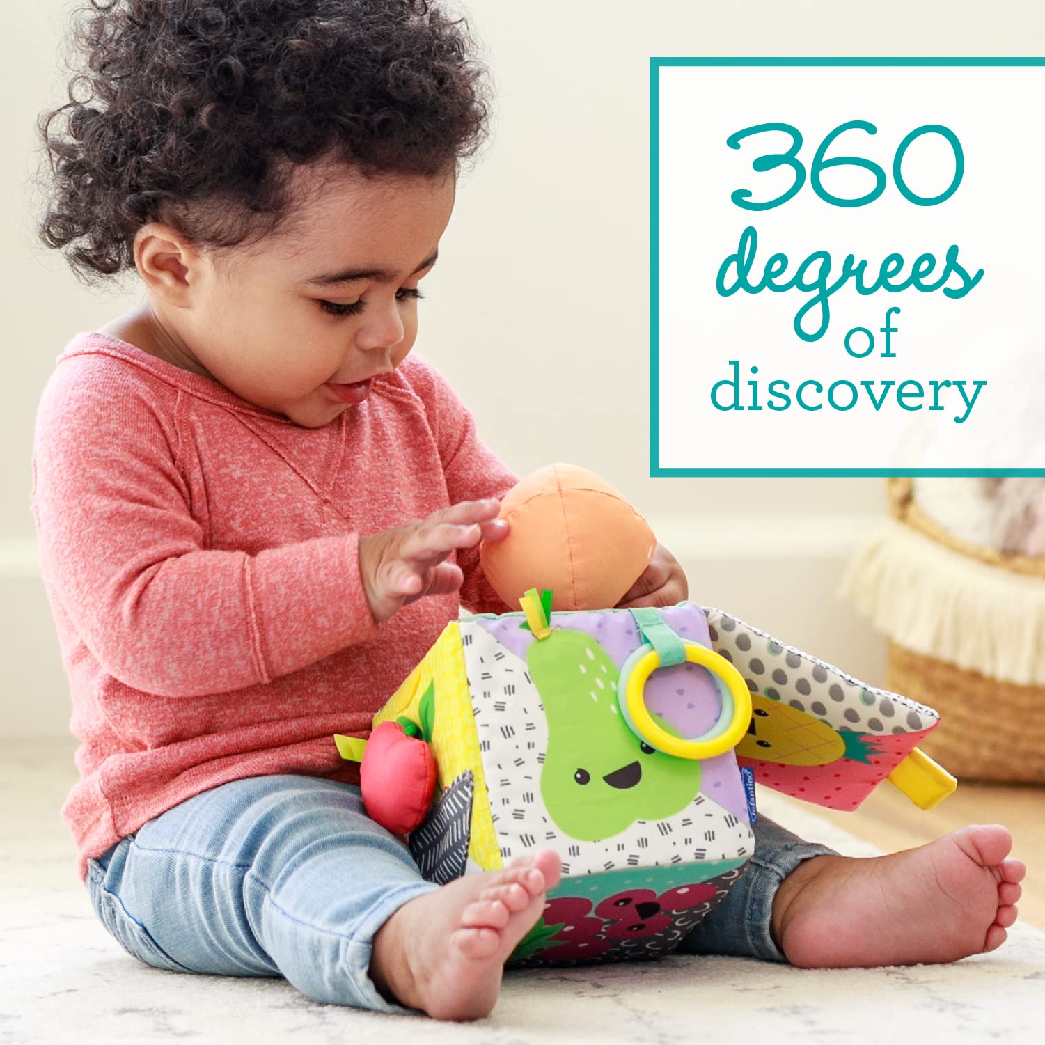 Infantino Peek & Seek Sensory Discovery Cube, Selfie Mirror, Early Fine Motor Skills Development, for Infants & Toddlers 3M+