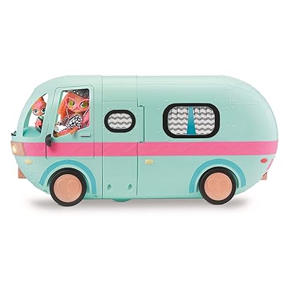 L.O.L. Surprise! 2-in-1 Glamper Fashion Camper with 55+ Surprises