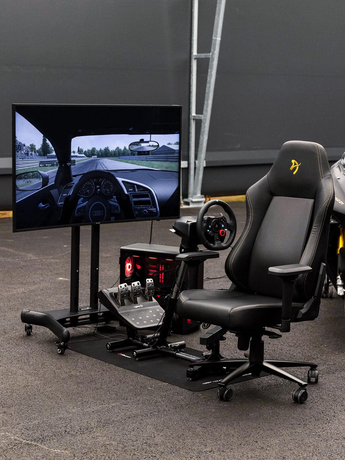 Arozzi Velocita Universal Racing Simulator Cockpit Compatible with Most Racing Sim Gear and Gaming Chairs Collapsible Telescopic and Portable - White