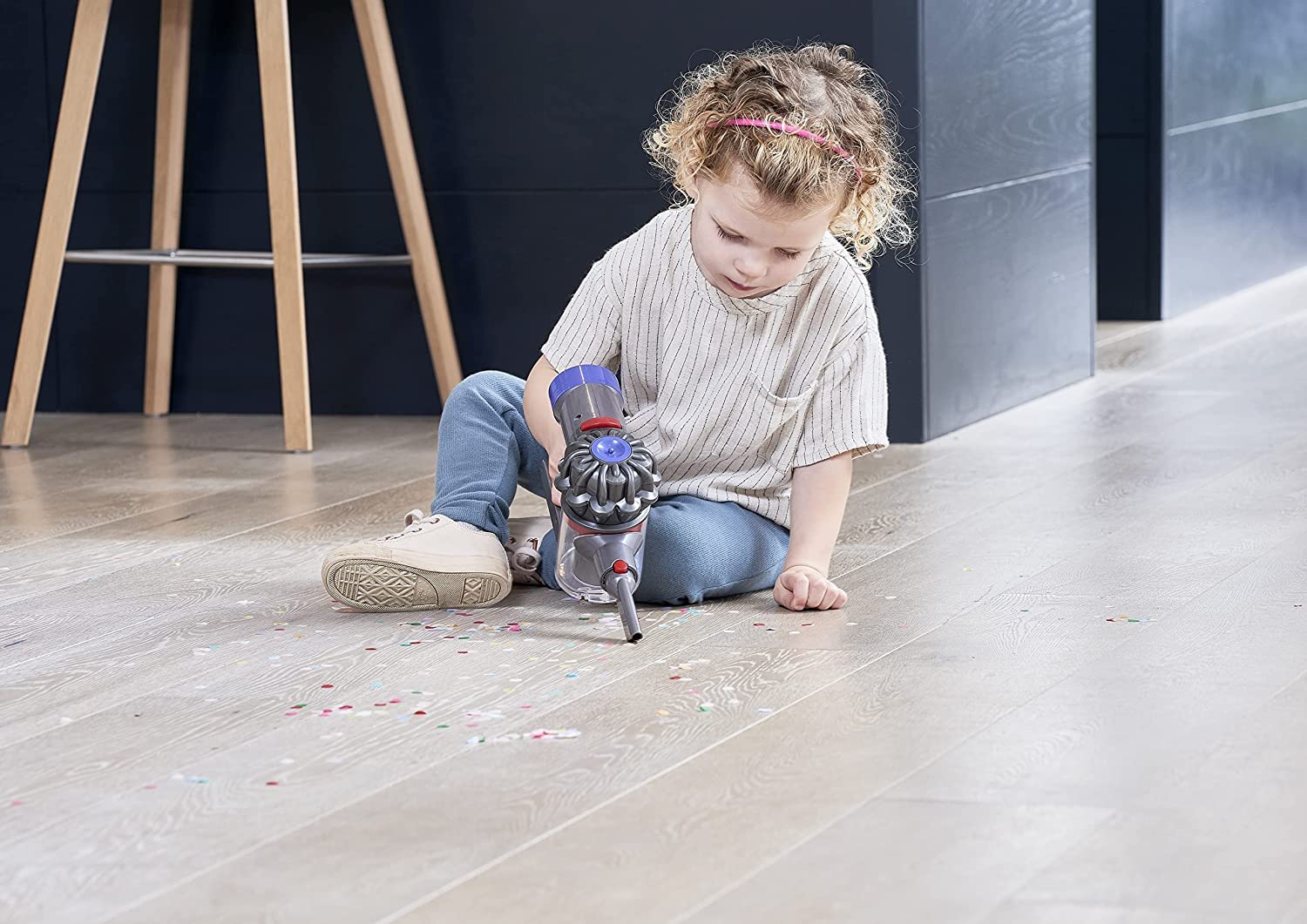 Casdon 68702 Dyson Cordless Vacuum Interactive Toy for Children Aged 3+, Purple and Orange