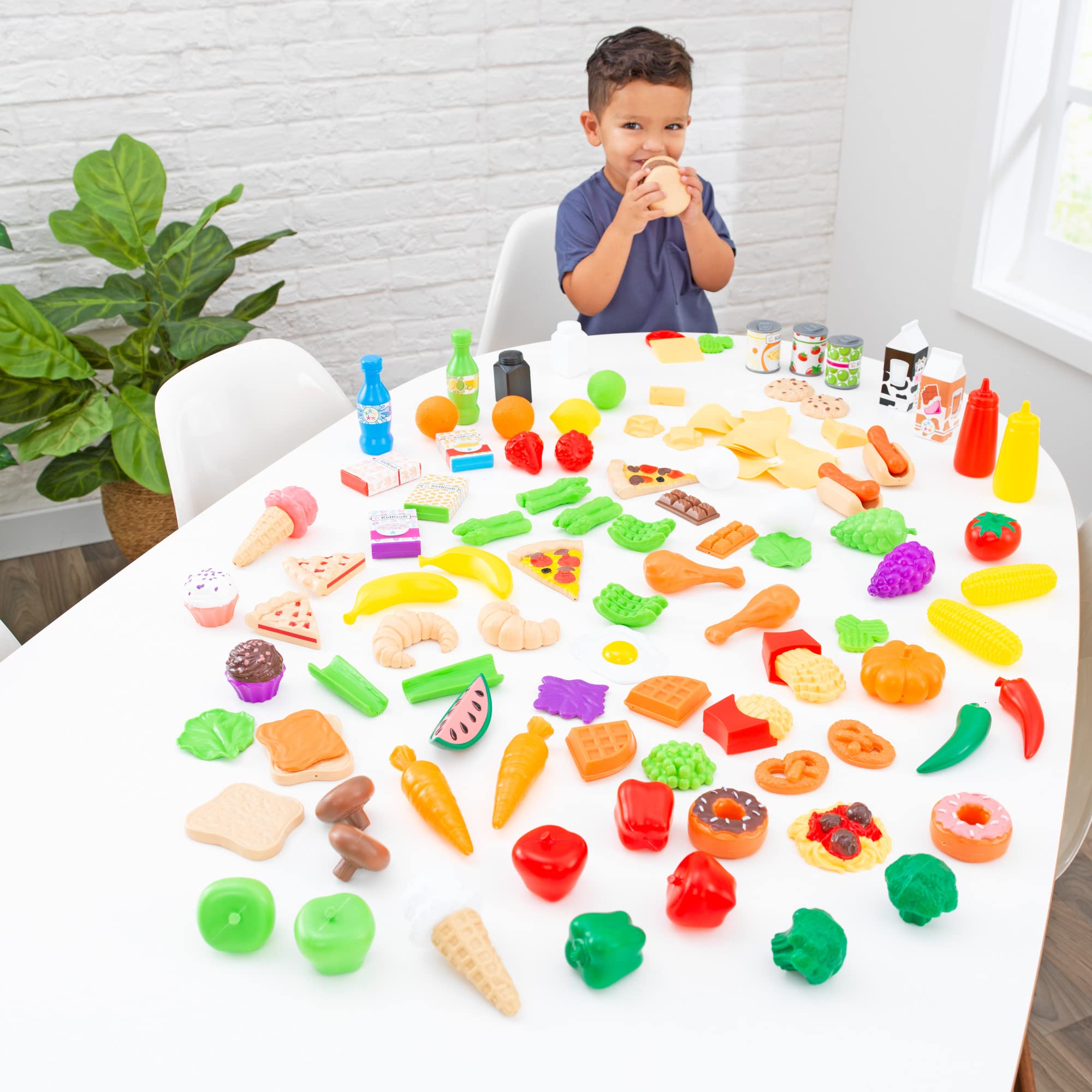 KidKraft 115-Piece Deluxe Tasty Treats Pretend Play Food Set, Plastic Grocery and Pantry Items, Gift for Ages 3+,Multicolor