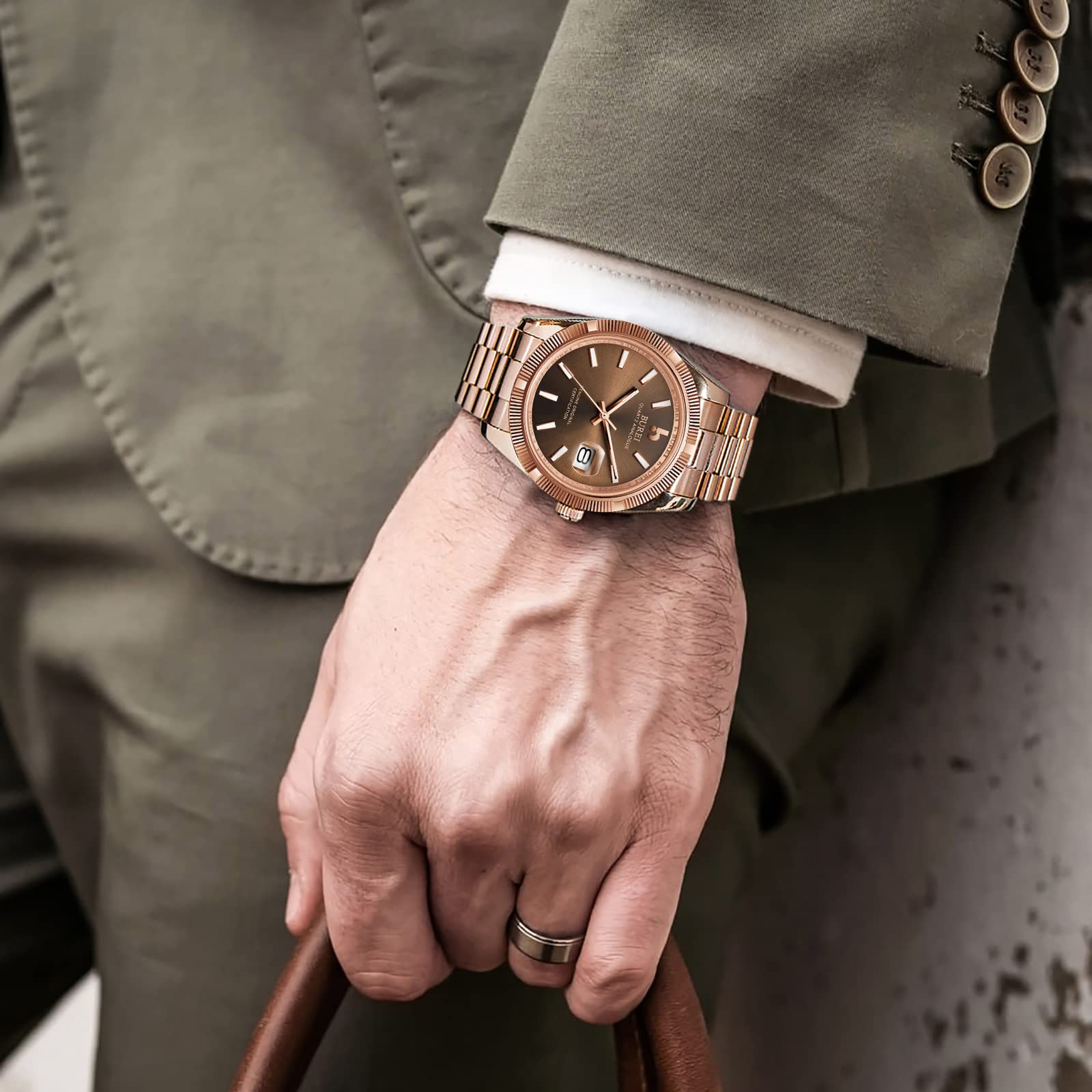 BUREI Herren Uhren Quarz Armbanduhr Datumsanzeige Saphirglas Objektiv mit Zwei Tönen Edelstahlband Uhren für Männer