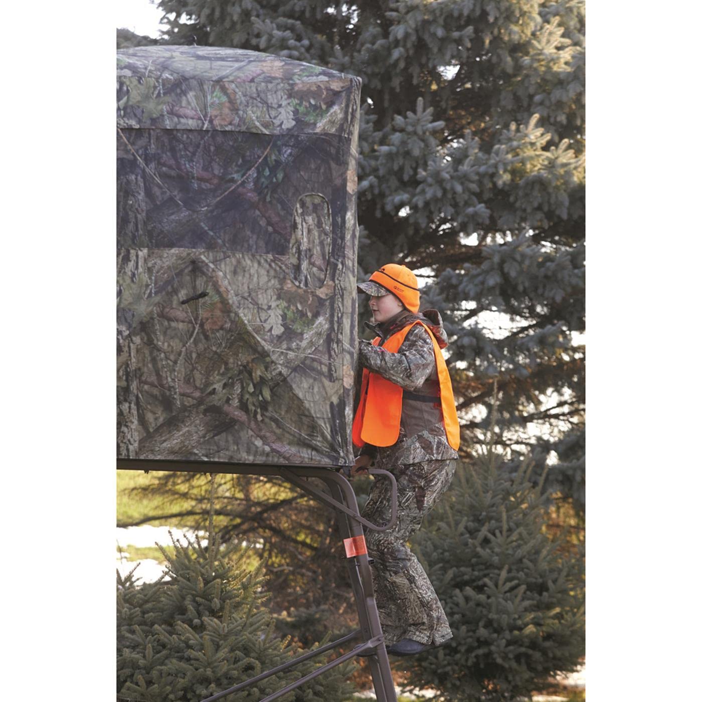Guide Gear 6' Tripod Hunting Tower Blind, 2-Man Stand Elevated, Hunting Gear Equipment Accessories, 4x4
