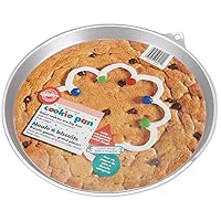 Wilton Giant Cookie Pan, Round
