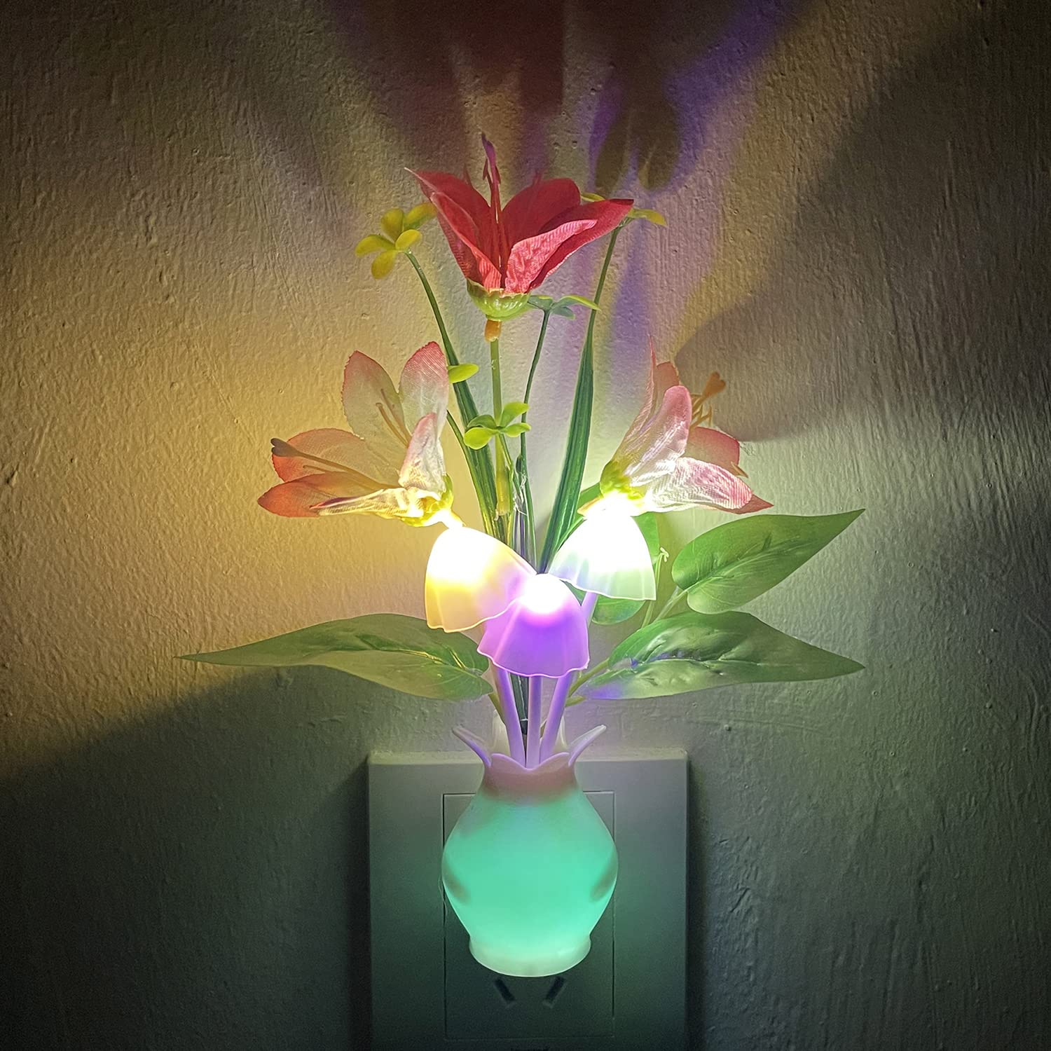 Plug-in night light with Auto Light Sensor, RGB LED Mushroom Wall Based Flower Lamp 1W Energy Efficient for Nursery for Kids Room, Bedroom, Nursery, Lounge, Hallway and Stairs