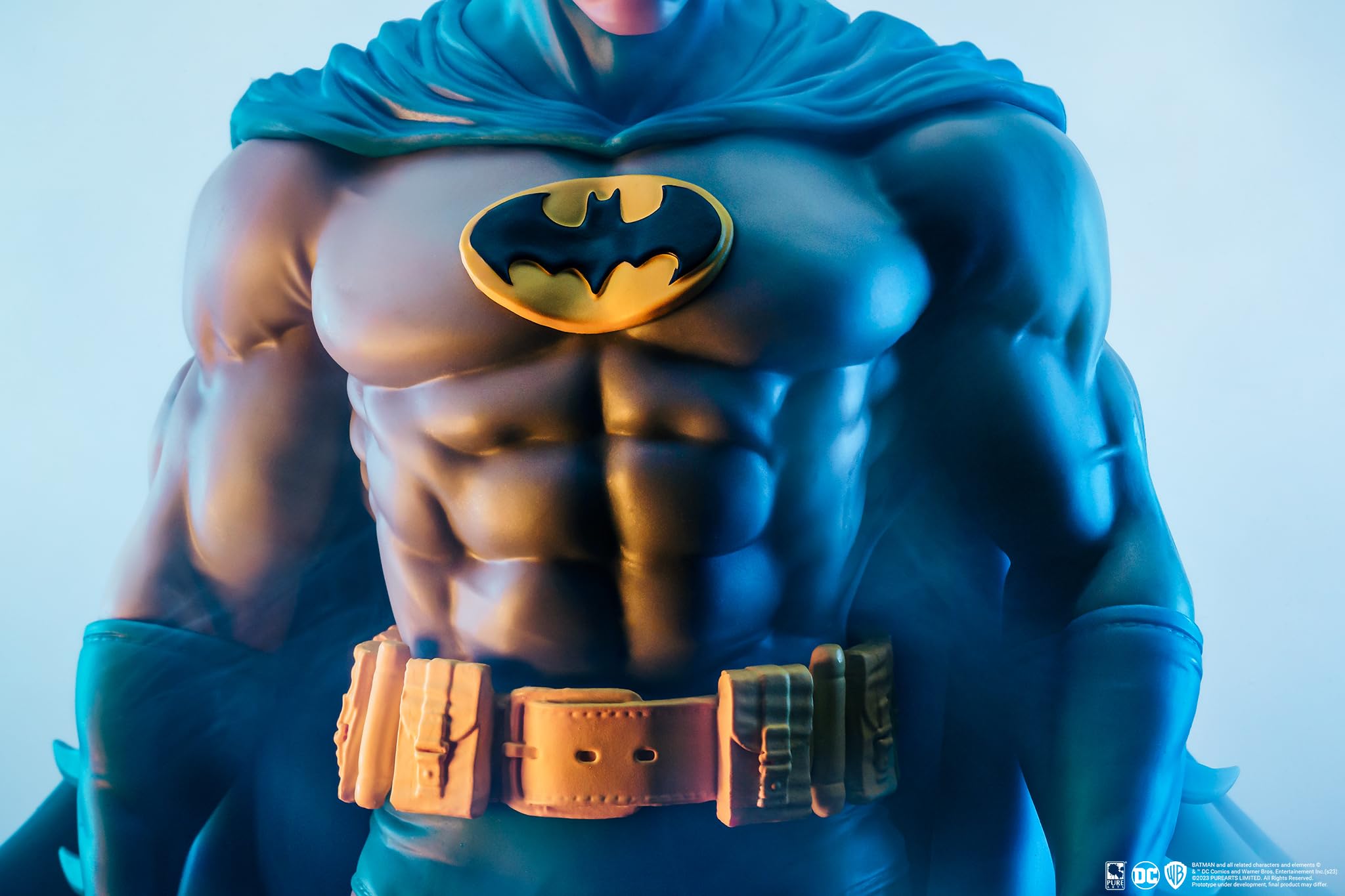 DC Heroes: Batman (Classic Version) Previews Exclusive 1:8 Scale Statue