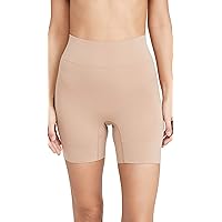 Yummie womens Bria Comfortably Curved Shaping Short