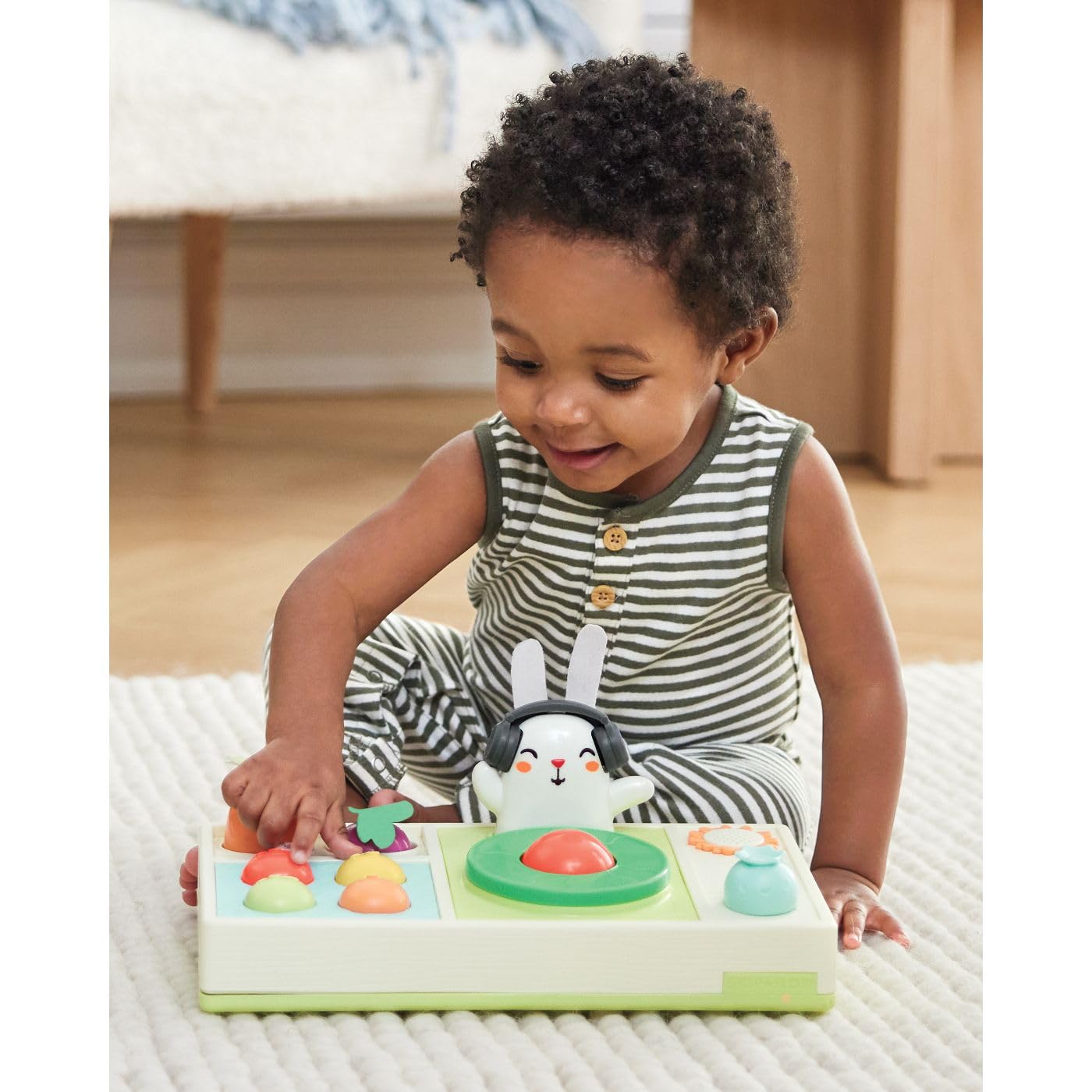 Skip Hop Baby Musical DJ Set Toy with Lights, Songs, Sound Effects, and Soft Textures, Farmstand Let The Beet Drop DJ Set