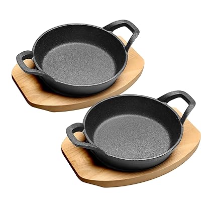 HOME DISTRICT Mini Cast Iron Skillet Set of 4 Mini Skillet Ramekins Oven Safe, 6 Inch, 12 Oz Cast Ion Skillet Set with Wood Trivets