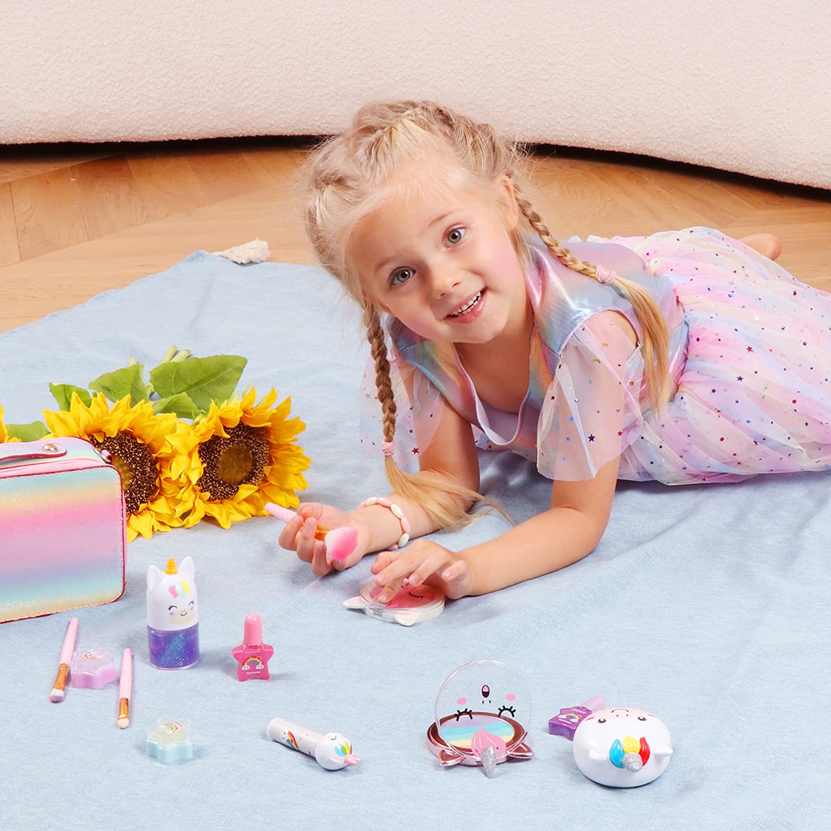 Amazon.com: Kids Pretend Makeup for Toddlers, Fake Play Makeup Kit for  Little Girls, Makeup Toy Set with Unicorn Purse for Girls Age 3 4 5 6 7  Birthday Gift : Toys & Games