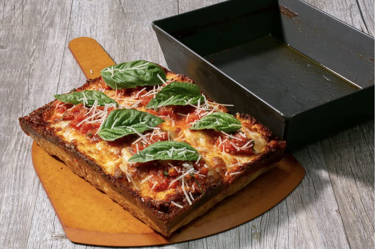 8 x 10 - Authentic STEEL Detroit Style Pizza Pan (Seasoned)