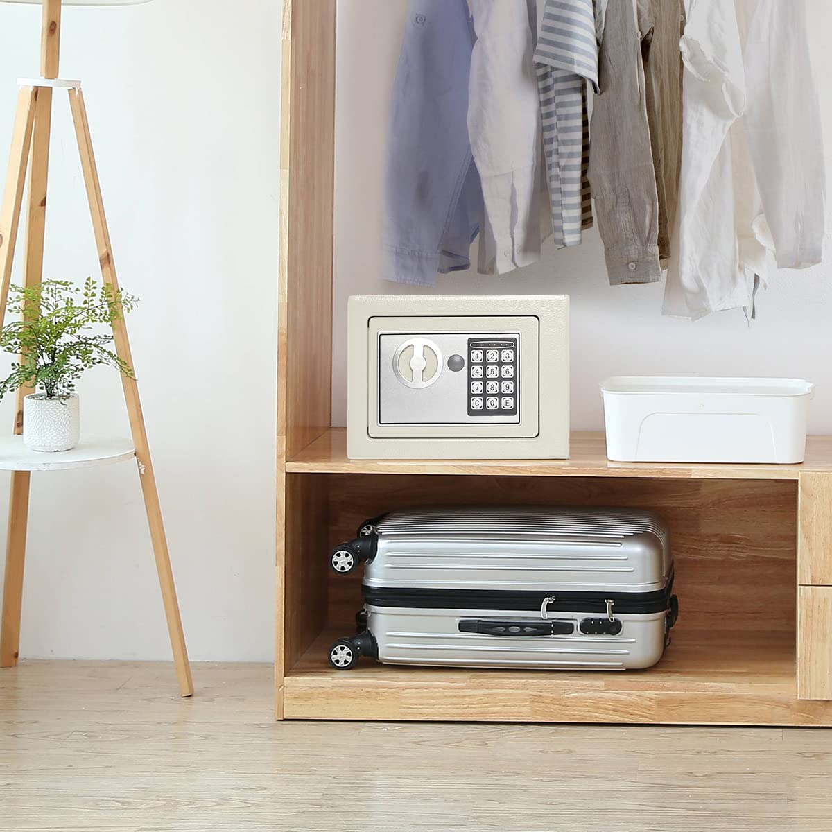 Kệ đựng đồ Jssmst Storage Cabinet sẽ giúp bạn tối ưu không gian nhà ở một cách thông minh. Thông qua bố cục tối ưu hóa, bạn sẽ tận dụng được không gian nhà mà không cần phải đâm hoặc khoan bất cứ điều gì. Hãy tìm hiểu thêm về sản phẩm tuyệt vời này bằng hình ảnh.