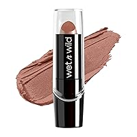 wet n wild Silk Finish Lipstick, Hydrating Rich Buildable Lip Color, Formulated with Vitamins A,E, & Macadamia for Ultimate Hydration, Cruelty-Free & Vegan - Breeze Nude