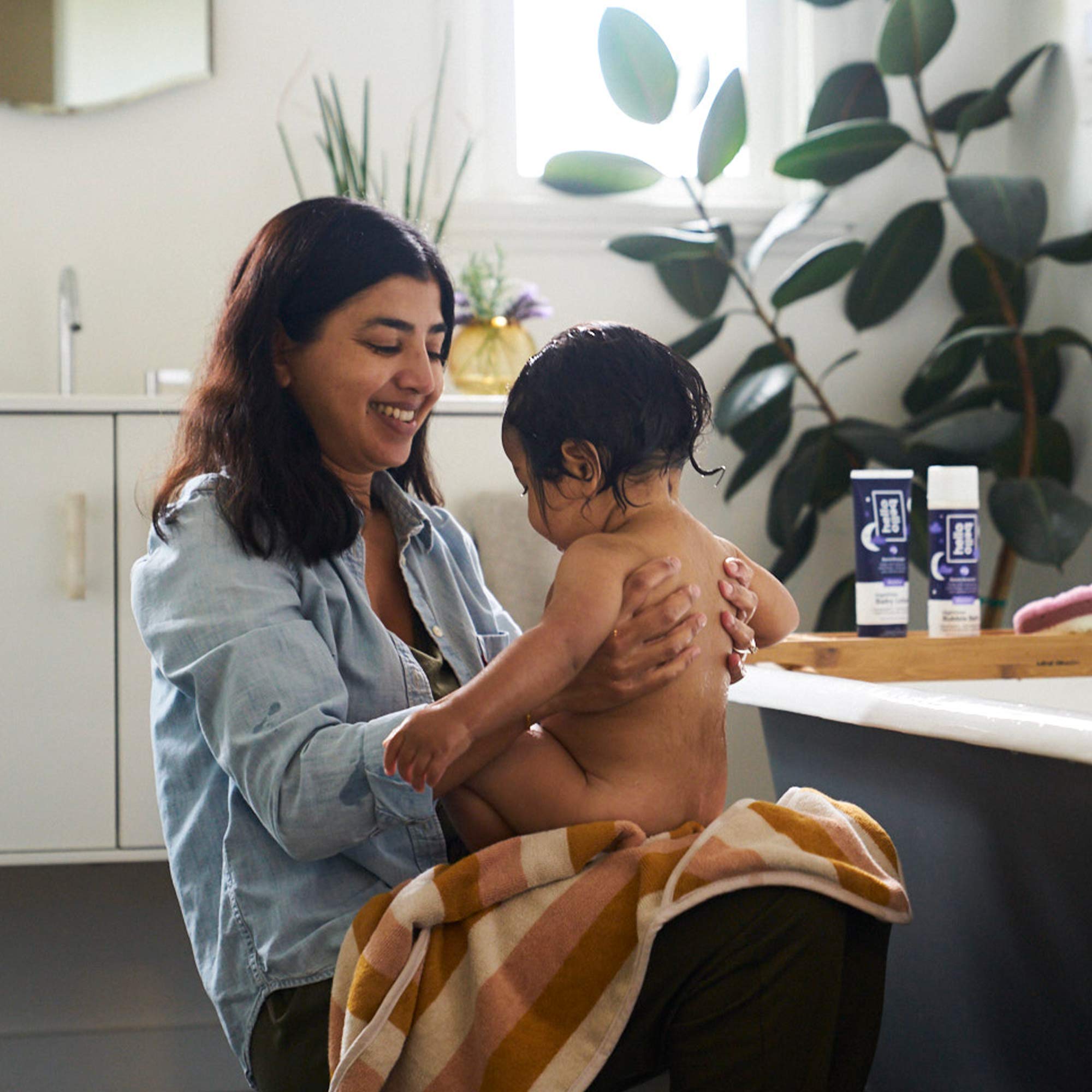 Hello Bello Sleep Sweet Bubble Bath | Tear-Free, Hypoallergenic, Dermatologist & Pediatrician Tested for Babies and Kids | 10 Fl Oz