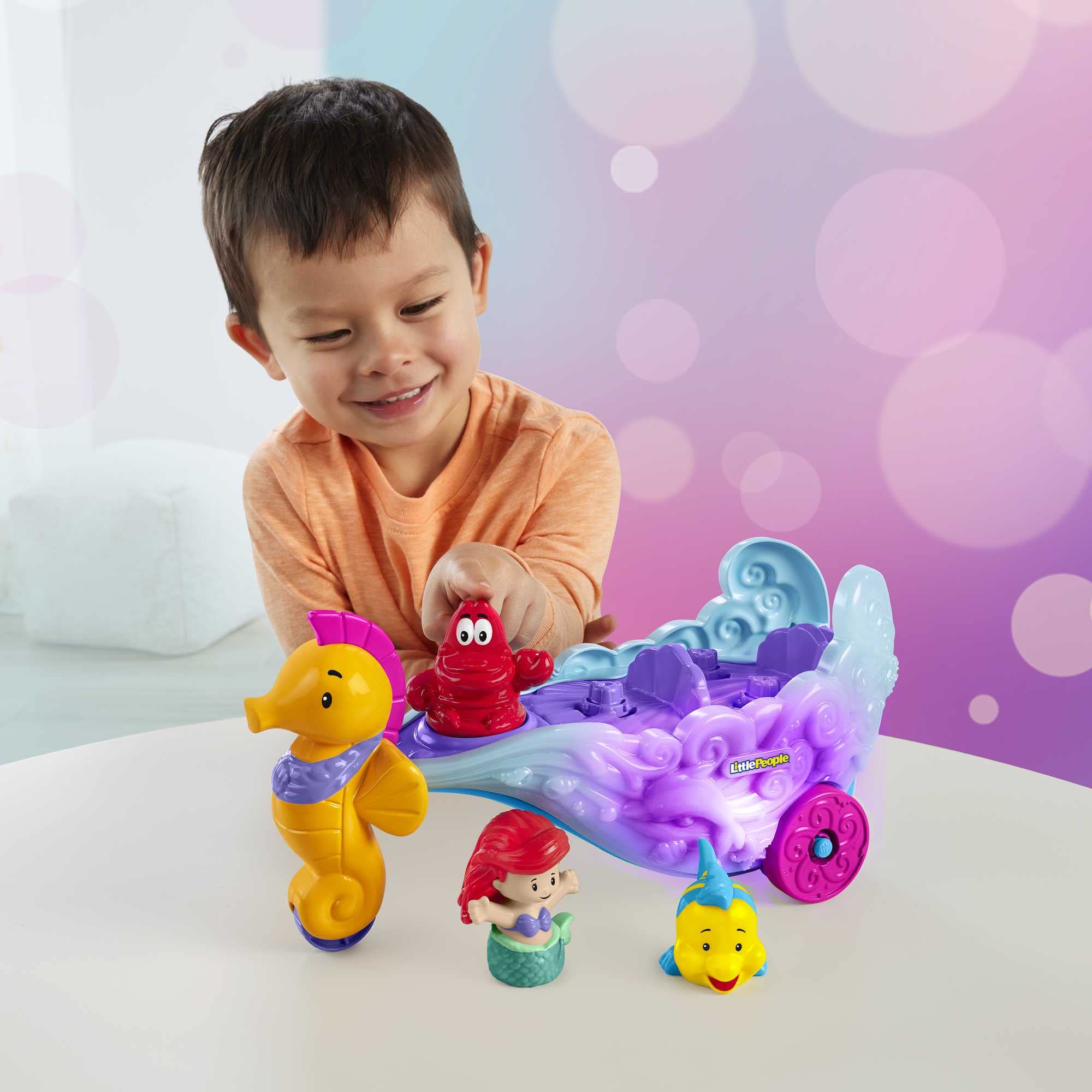 Fisher-Price Disney Princess Toddler Toy Light-Up Sea Carriage Musical Vehicle with Ariel & Flounder Figures for Ages 18+ Months