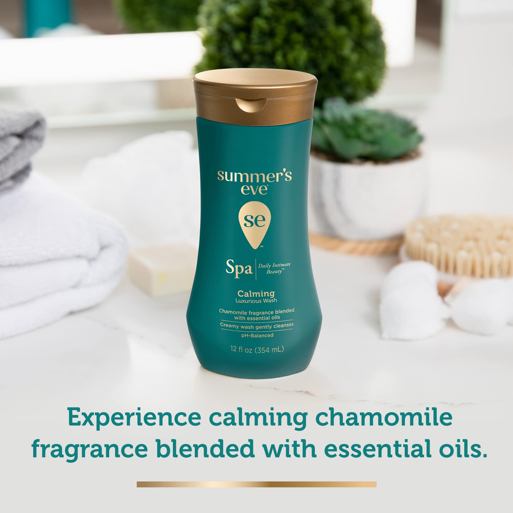 Summer's Eve Spa Daily Intimate Wash, Luxurious Cleansing All over Feminine Body Wash, Calming Chamomile pH-Balanced Wash, 12oz Bottle