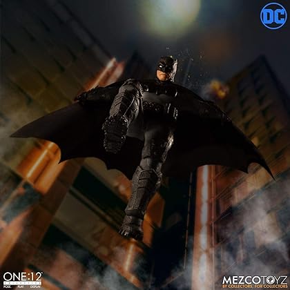 Mezco - One:12 Collective - Supreme Knight Batman Action Figure