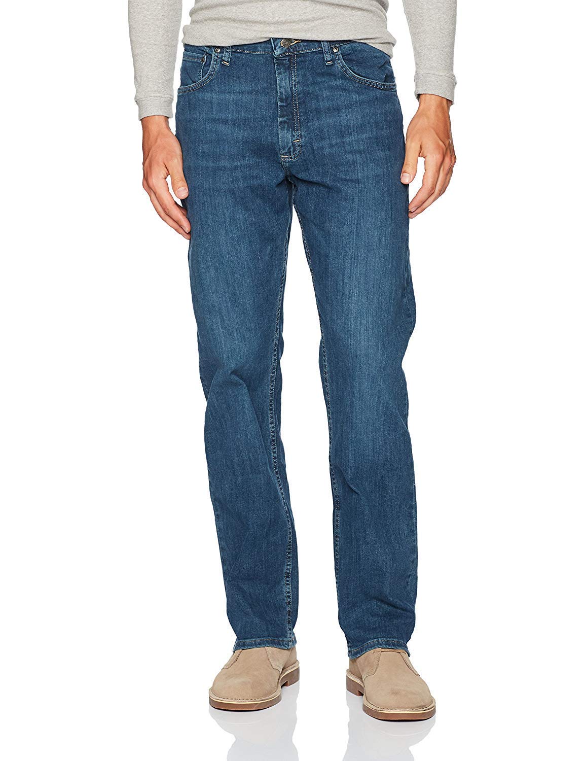 Mua Wrangler Authentics Men's Classic 5-Pocket Relaxed Fit Flex Jean trên  Amazon Mỹ chính hãng 2023 | Giaonhan247