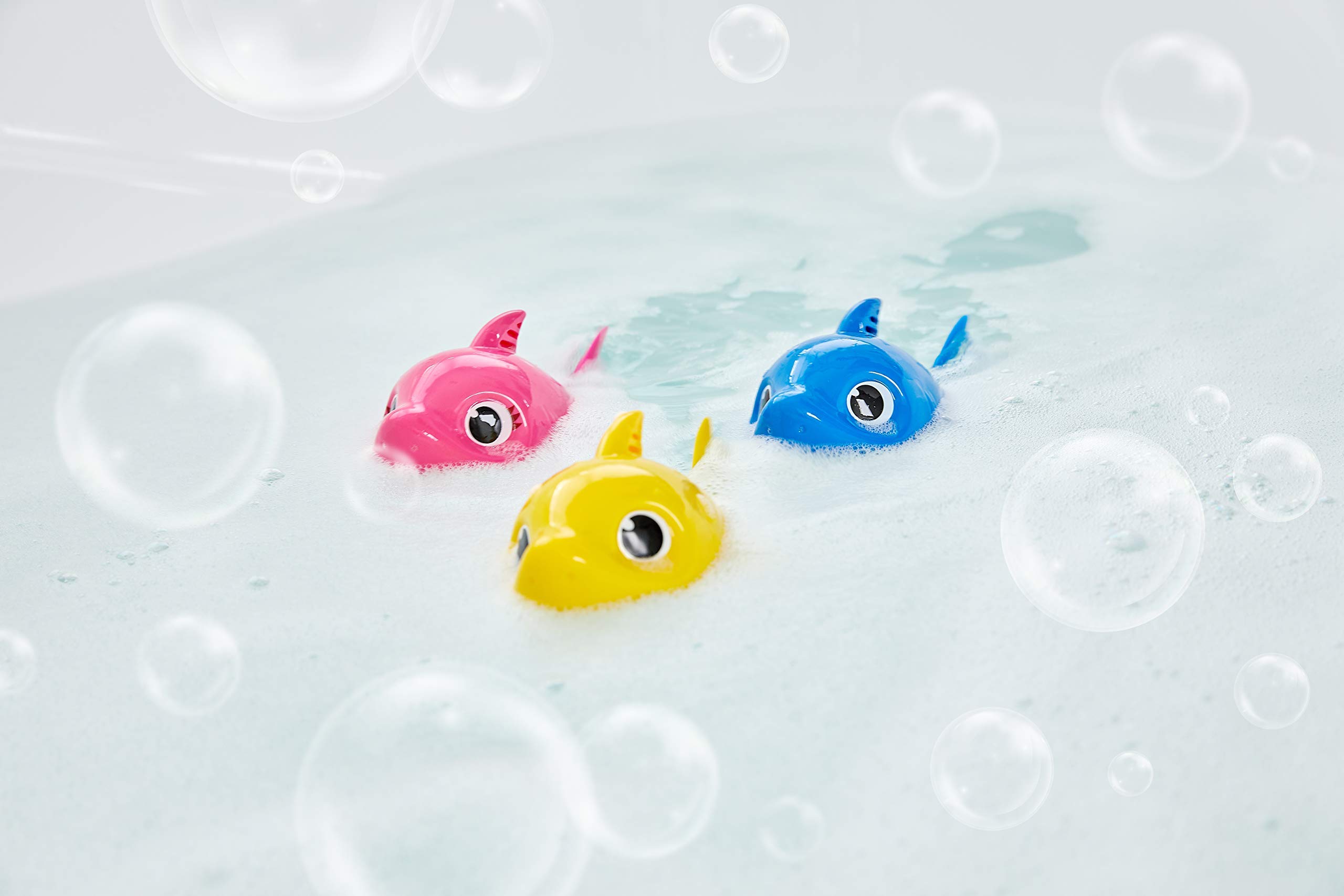 Robo Alive Junior Baby Shark Battery-Powered Bath Toy by Zuru, Sing and Swim Mommy Shark, Pink (Custom Packaging)