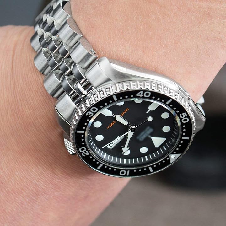 Mua MiLTAT 22mm Watch Band compatible with Seiko SKX007 SKX009, Angus-J  Solid Screw-Links trên Amazon Mỹ chính hãng 2023 | Fado