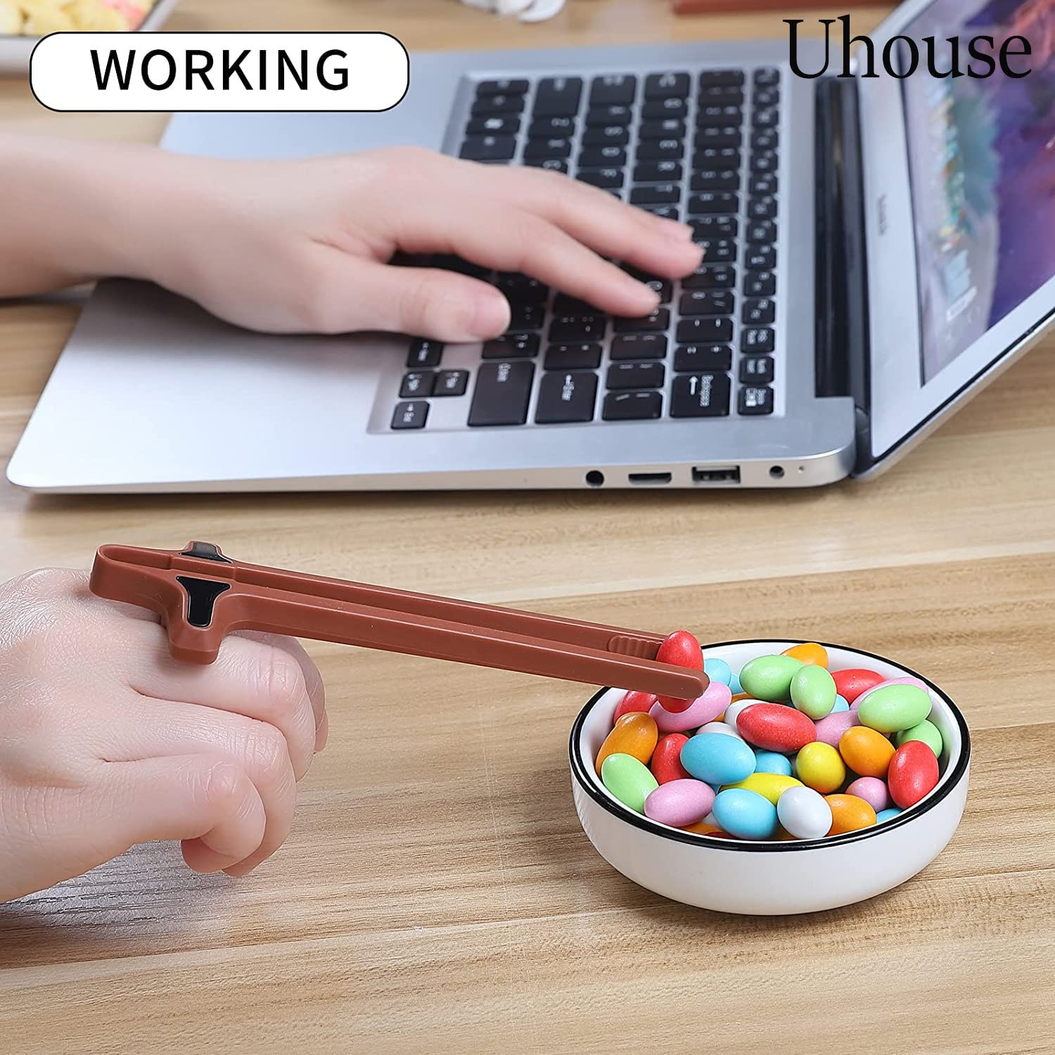 UHOUSE 4pcs Finger Chopsticks for Gamers,Snack Clips,Video Game Party Supplies,Kids Chopsticks,Creative Gamer Accessories,Gifts for Gamers