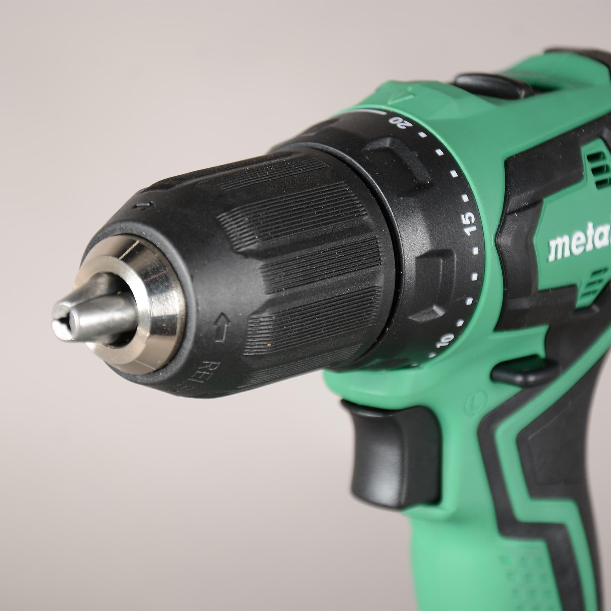 Metabo HPT 18V MultiVolt™ Cordless Sub-Compact Driver Drill Kit | Includes 2-18V, 2.0 Ah Batteries with Fuel Gauge | 485 in-lbs of Torque | Lifetime Tool Warranty | DS18DDXS