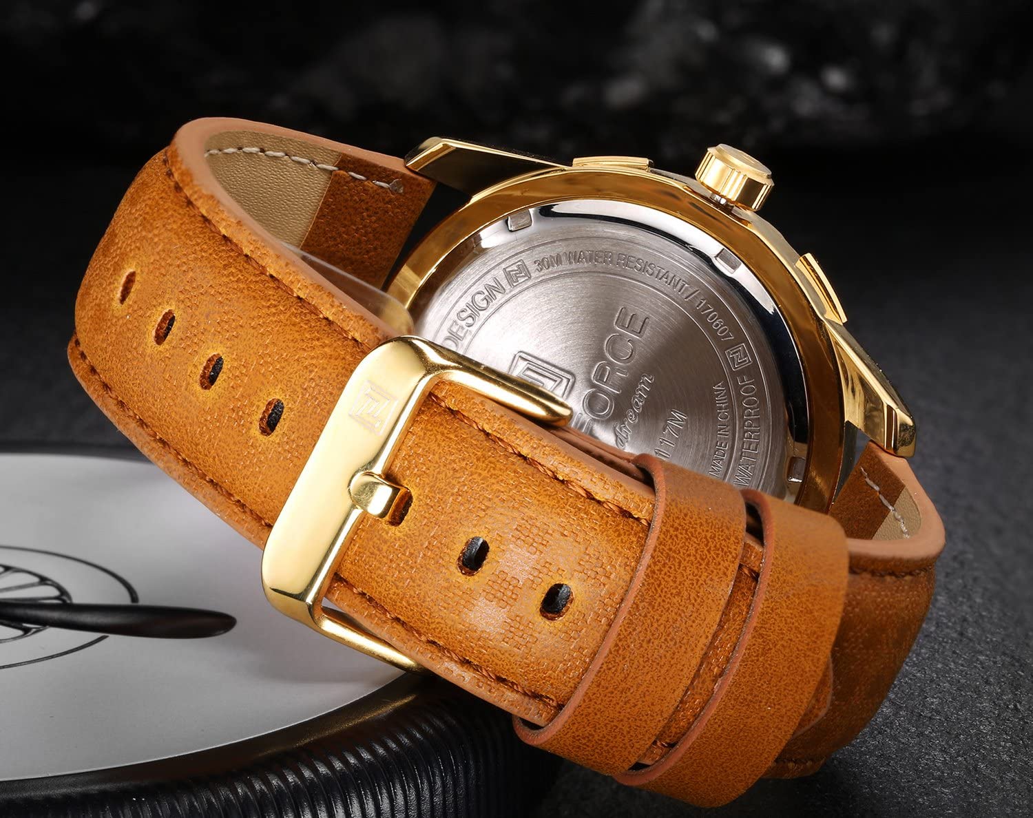 NAVIFORCE Luxus Sport Quarz Kalender Watch Gold Große Gesicht wasserdichte Leder Uhren für Männer