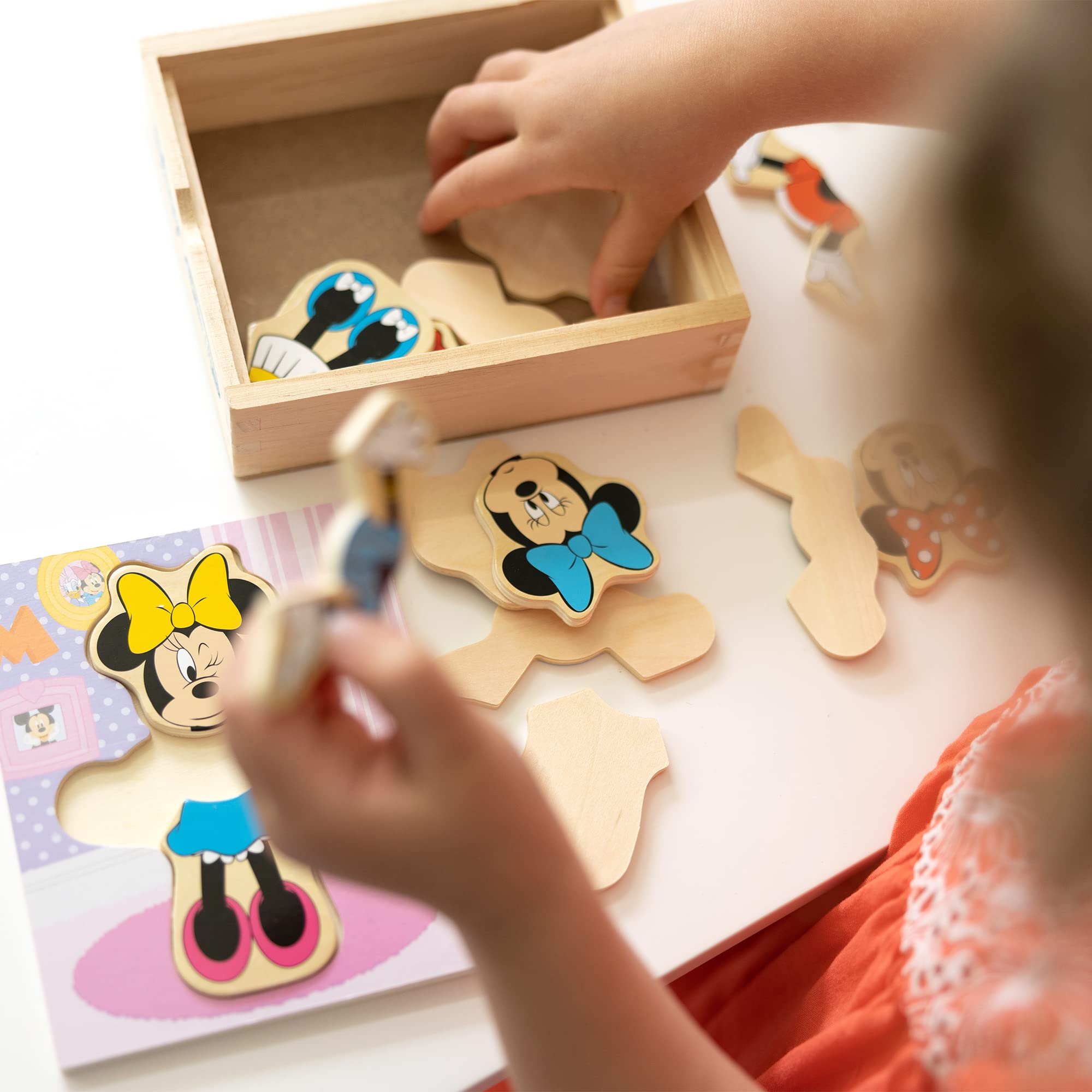 Melissa & Doug Disney Minnie Mouse Mix and Match Dress-Up Wooden Play Set (18 pcs) - Minnie Mouse Toys For Disney Fans, Minnie Mouse Fashion Puzzle Toy, Travel Toys For Kids Ages 3+