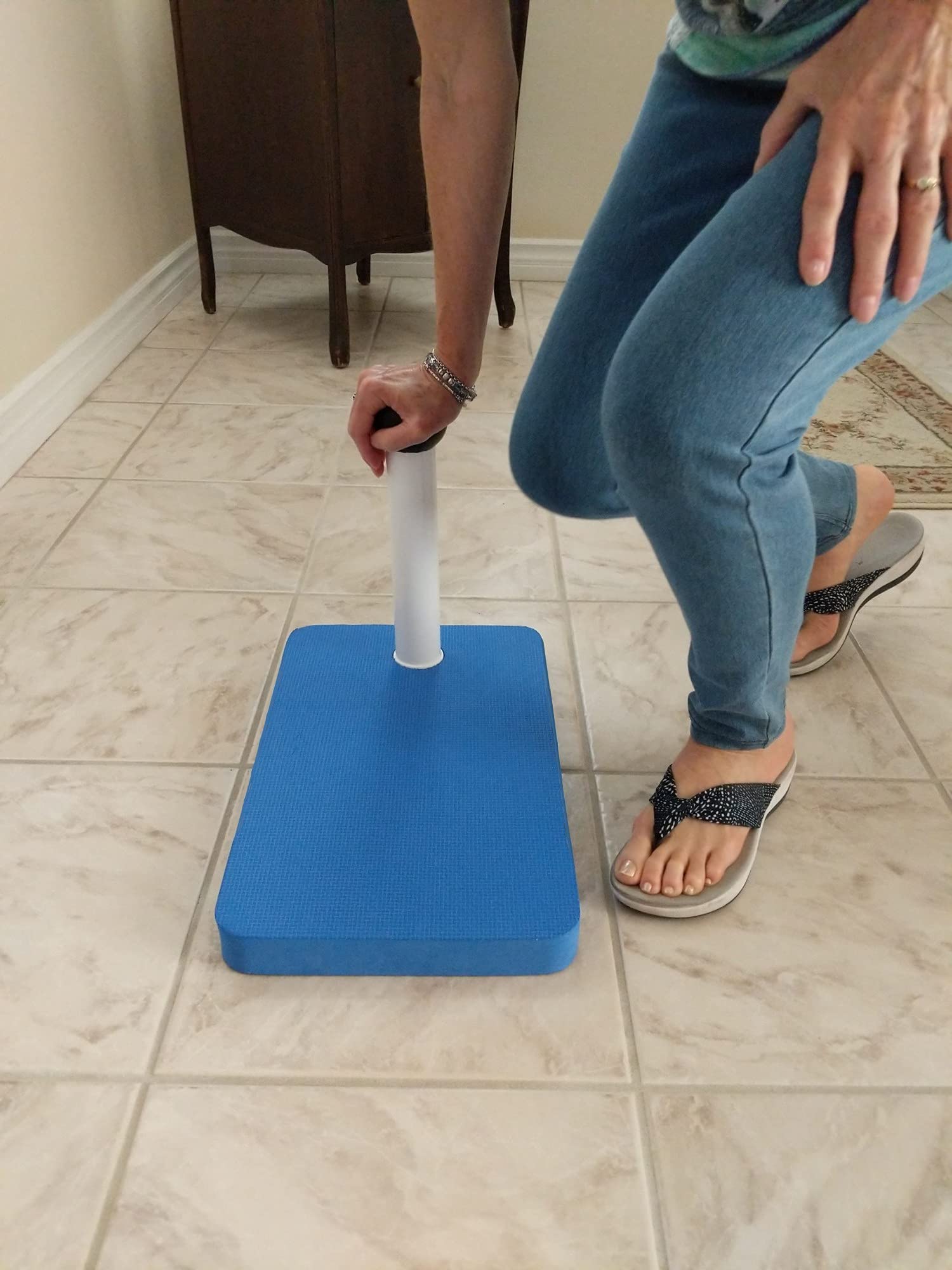 Buy Kneeling Pad Help-Me-Up With support handle to reduce knee
