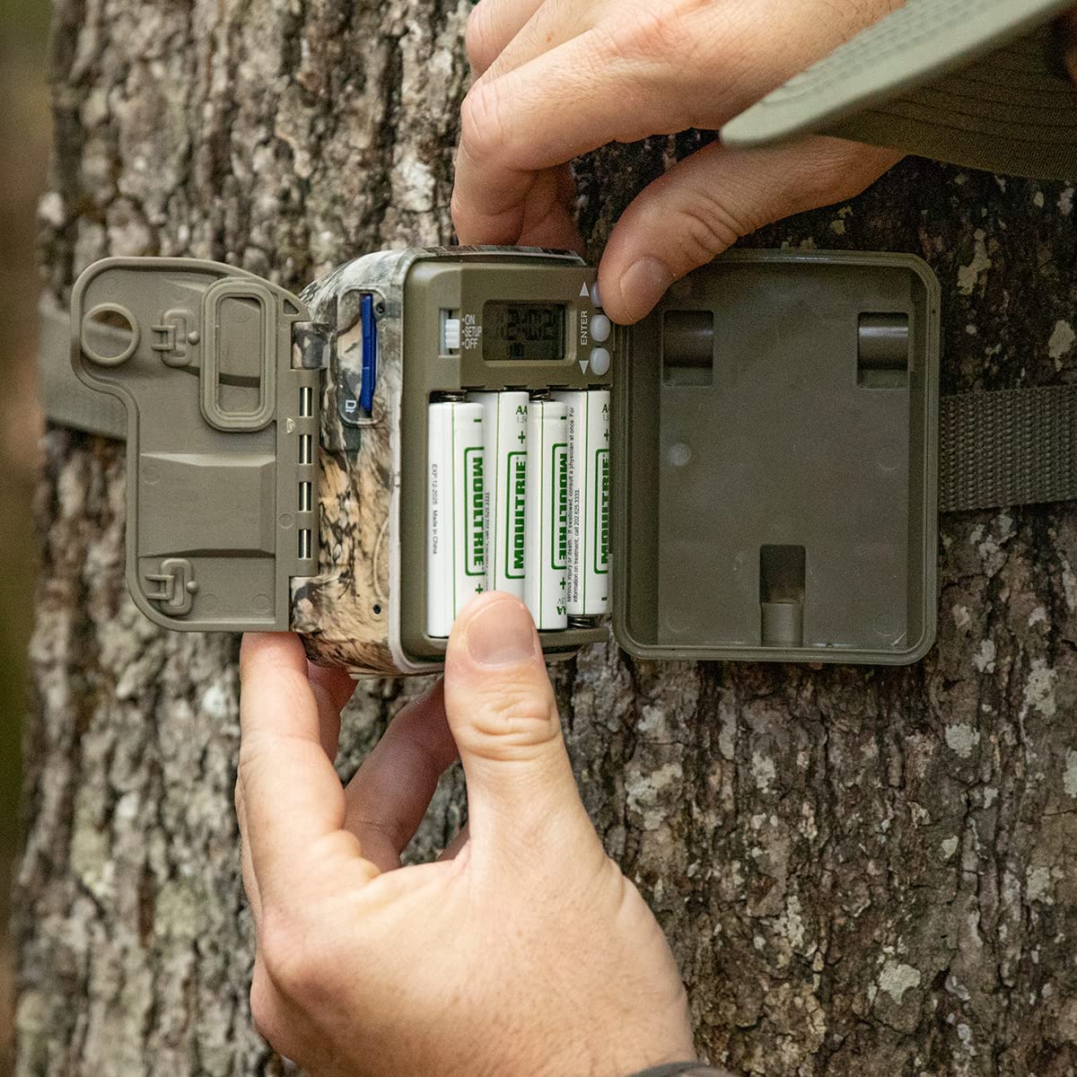 Moultrie Micro-42 Trail Camera Kit,720p