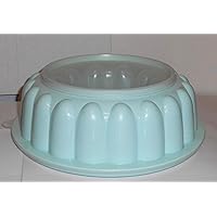 Vintage Tupperware Jello Mold with Lid