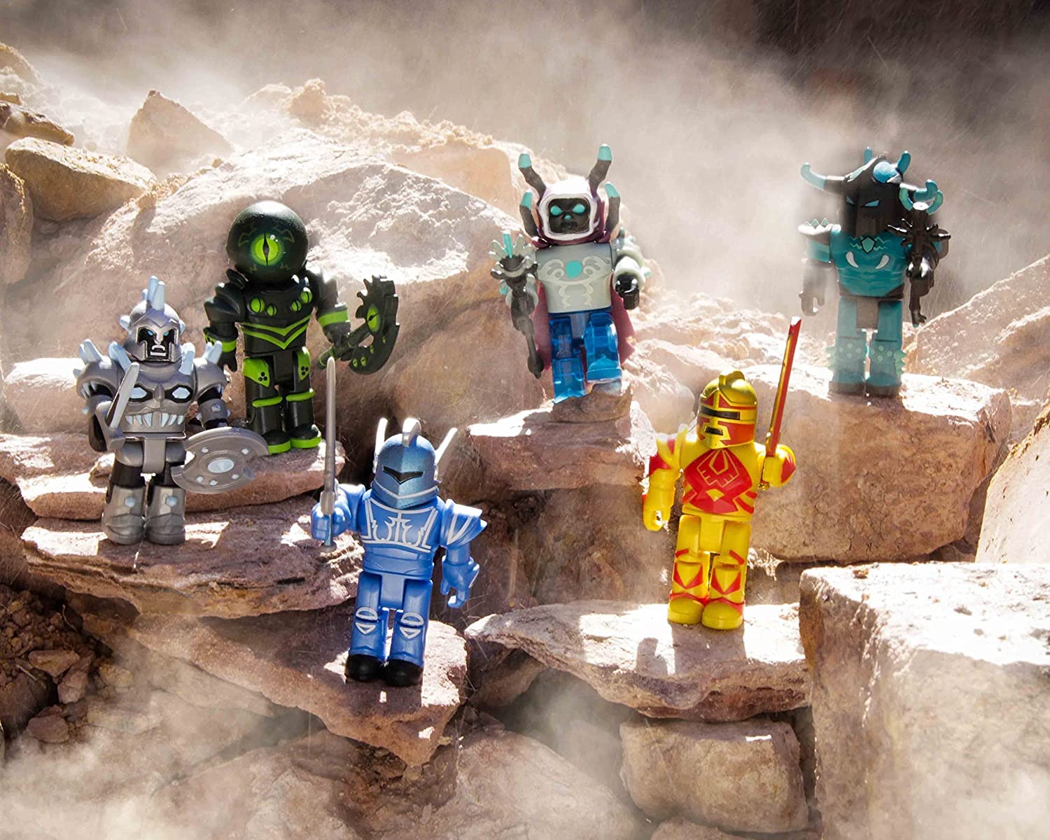 Roblox Action Collection - Champions of Roblox Six Figure Pack [Includes Exclusive Virtual Item]